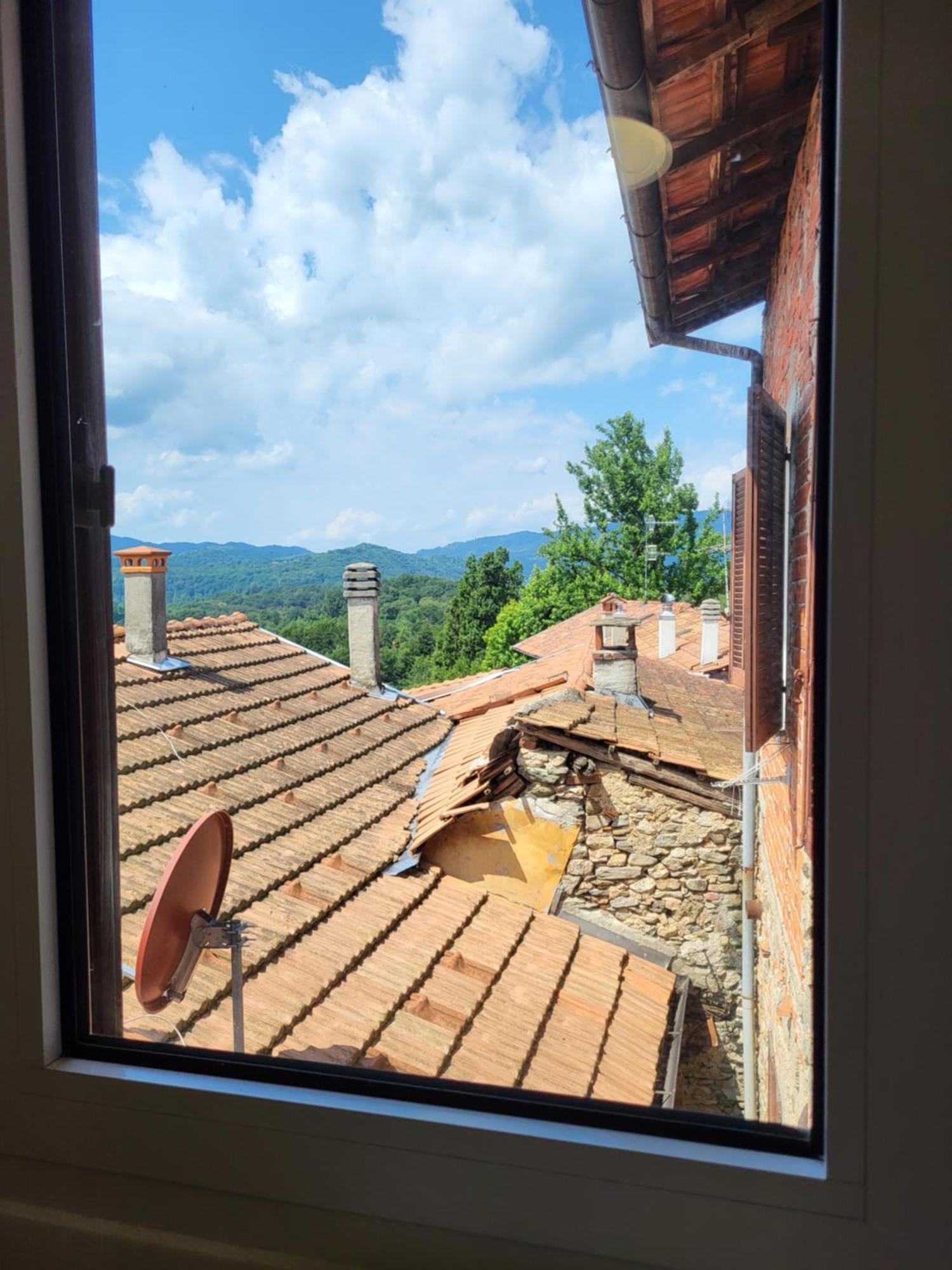 Casa Onorina, Relax E Tranquillita Sul Lago D'Orta Bolzano Novarese Exterior foto